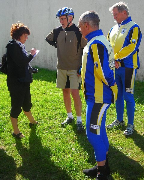 2010-04-20 09 Interview.JPG